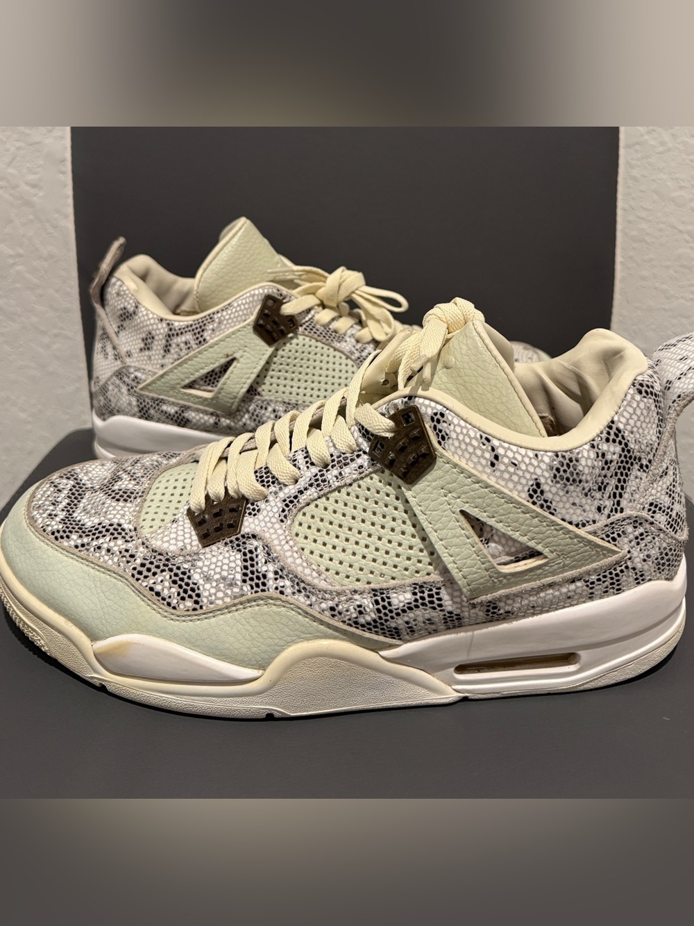 Air Jordan 4 Retro Premium Snakeskin - 819139-030 - Men’s 11 *𝗥𝗔𝗥𝗘*